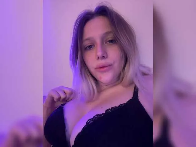 mc-Olivia – webcam model profile photo Image 3