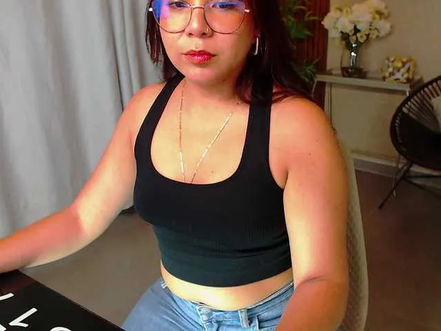 Victoria-Collins – webcam model profile photo