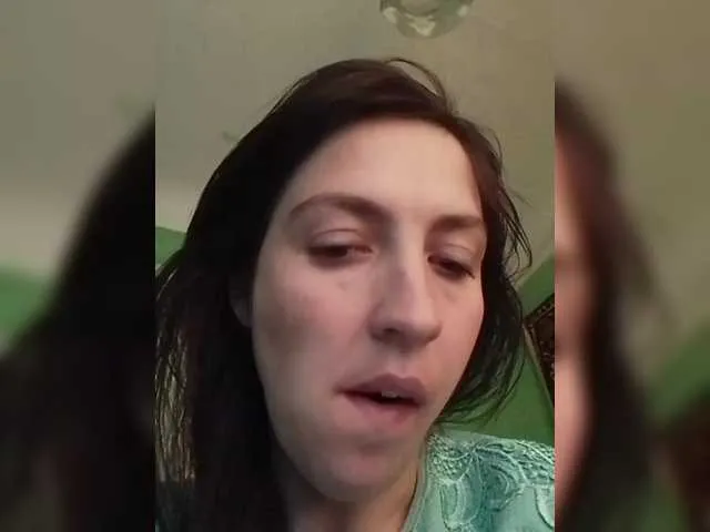 GracieCarter – webcam model profile photo Image 4