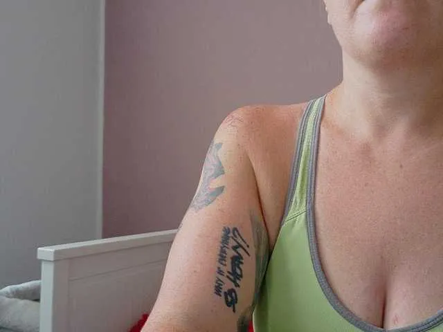 Masha_123 – webcam model profile photo Image 8