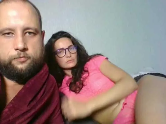 Isabella – webcam model profile photo Image 9