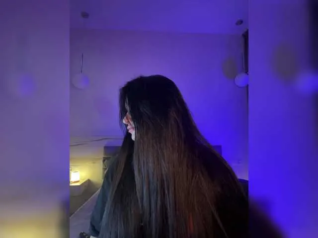 WhoreMira Image 4