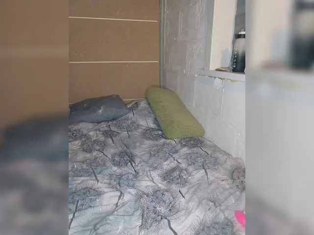undo-busoku69 – webcam model profile photo Image 10