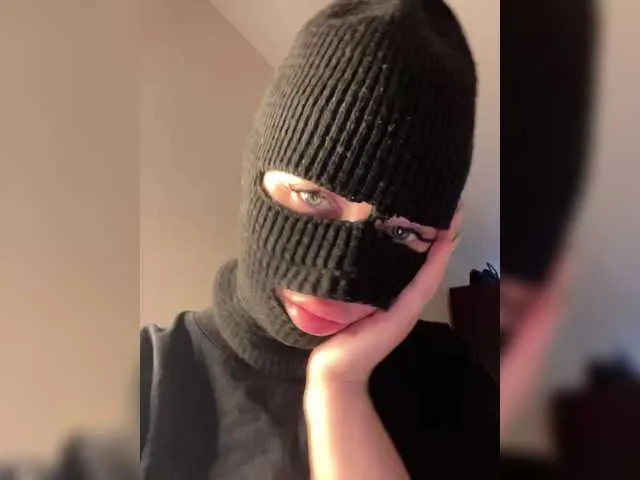 AlissaLexx – webcam model profile photo Image 15