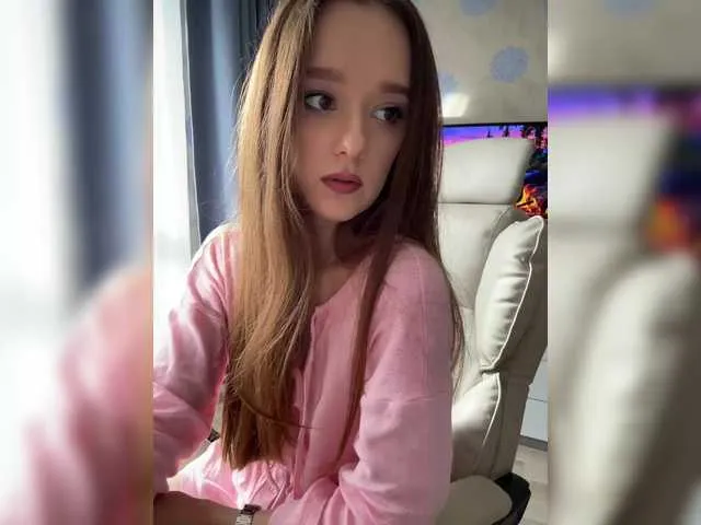 maataaan – webcam model profile photo Image 15