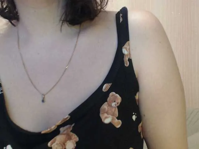 CHANEL77777 – webcam model profile photo Image 8