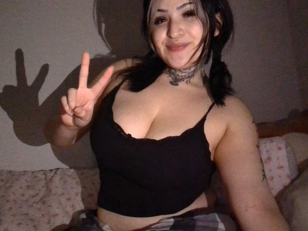 Angelrayne's Thumb Image