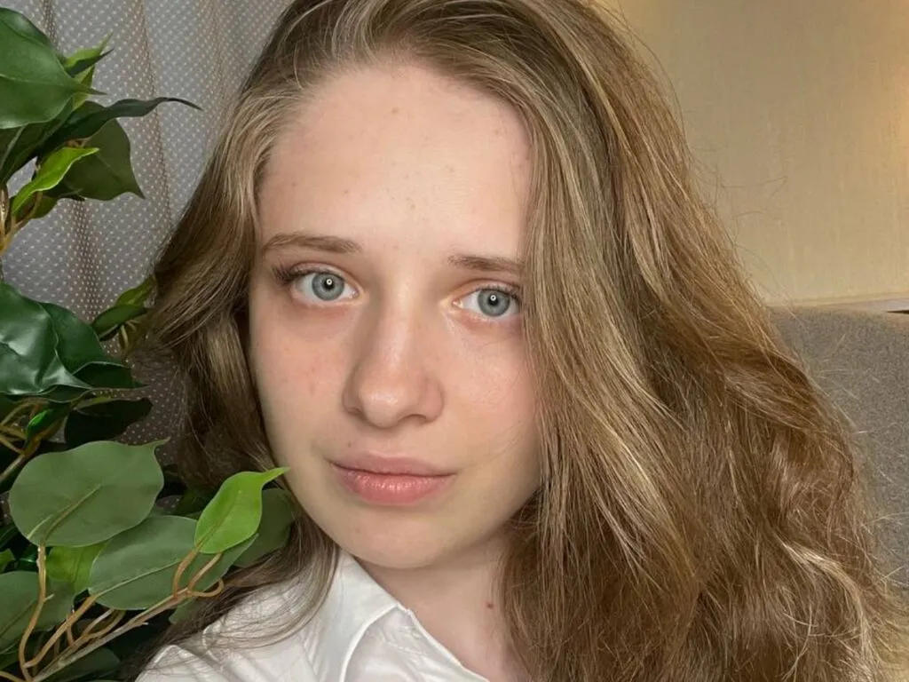 CamillaKelly's Thumb Image