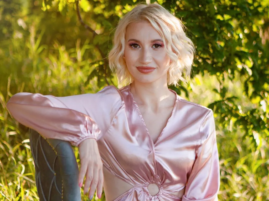 CandiceBright – webcam model profile photo