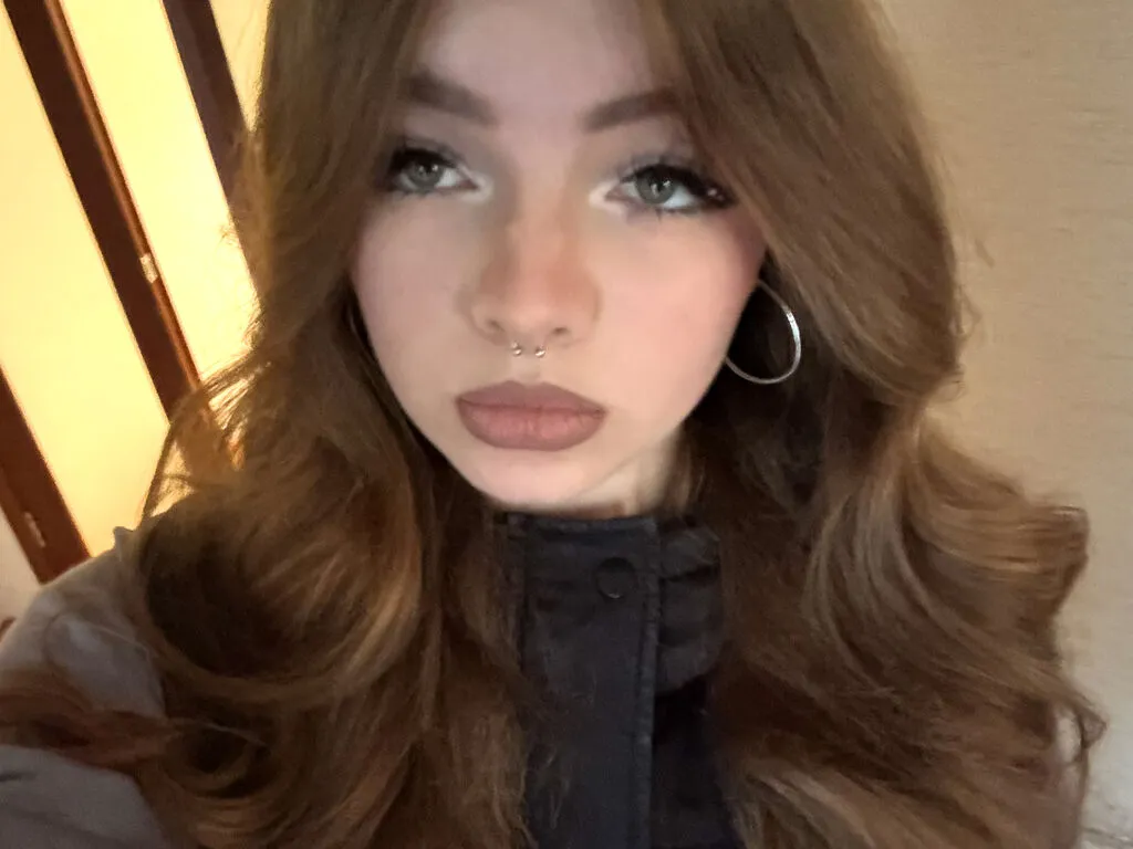 CrystalReed – webcam model profile photo