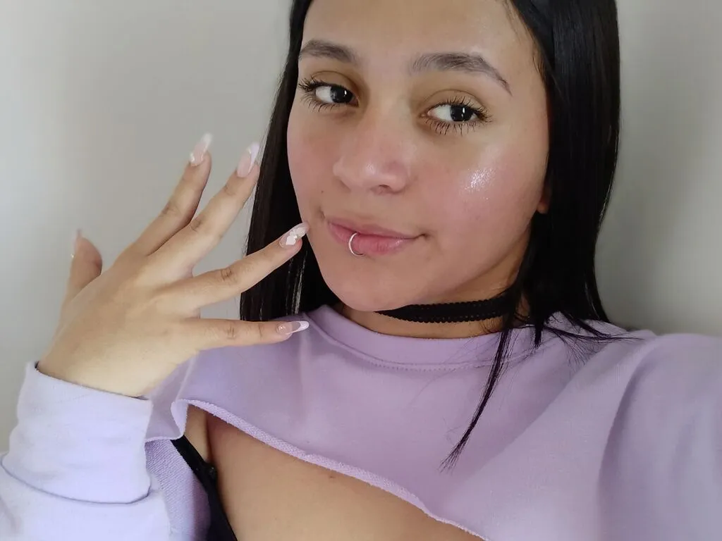 EmilynGrifs's Thumb Image