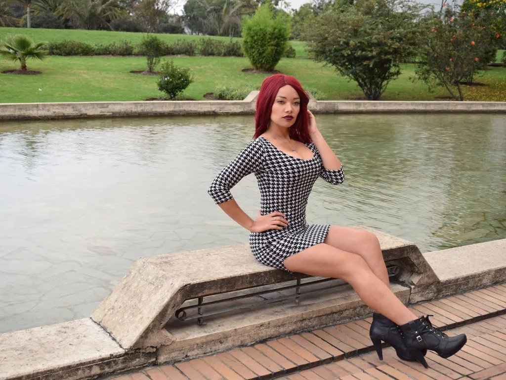 LailaAdarah – webcam model profile photo