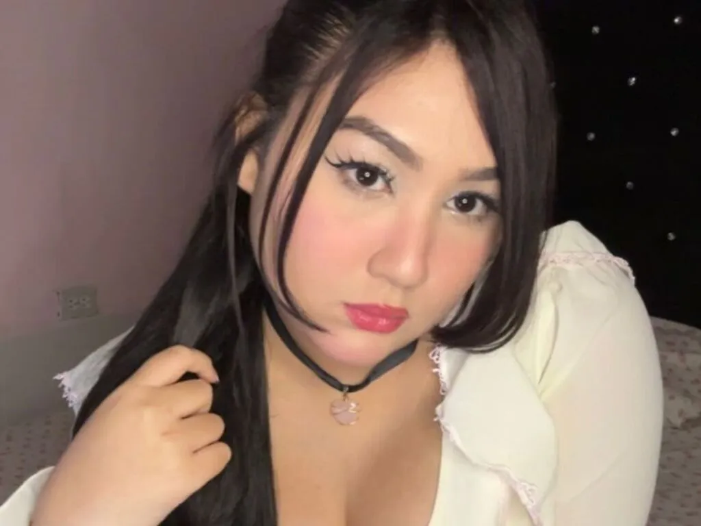 LaynaGarcia's Thumb Image