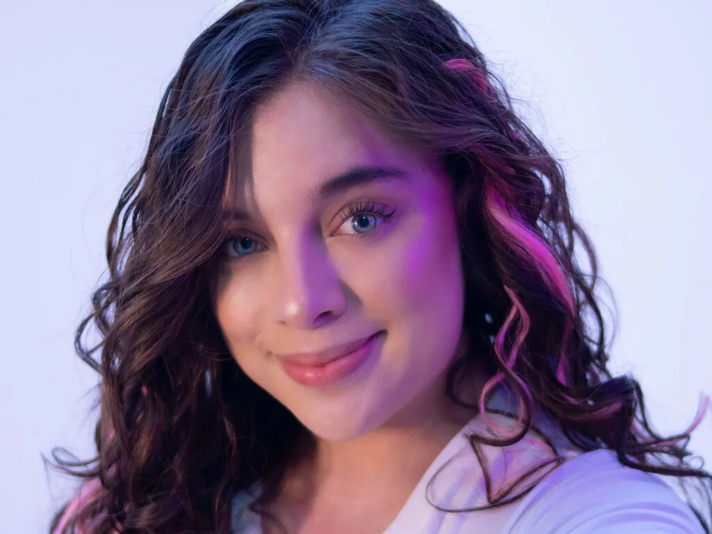 LenaMontes's Thumb Image