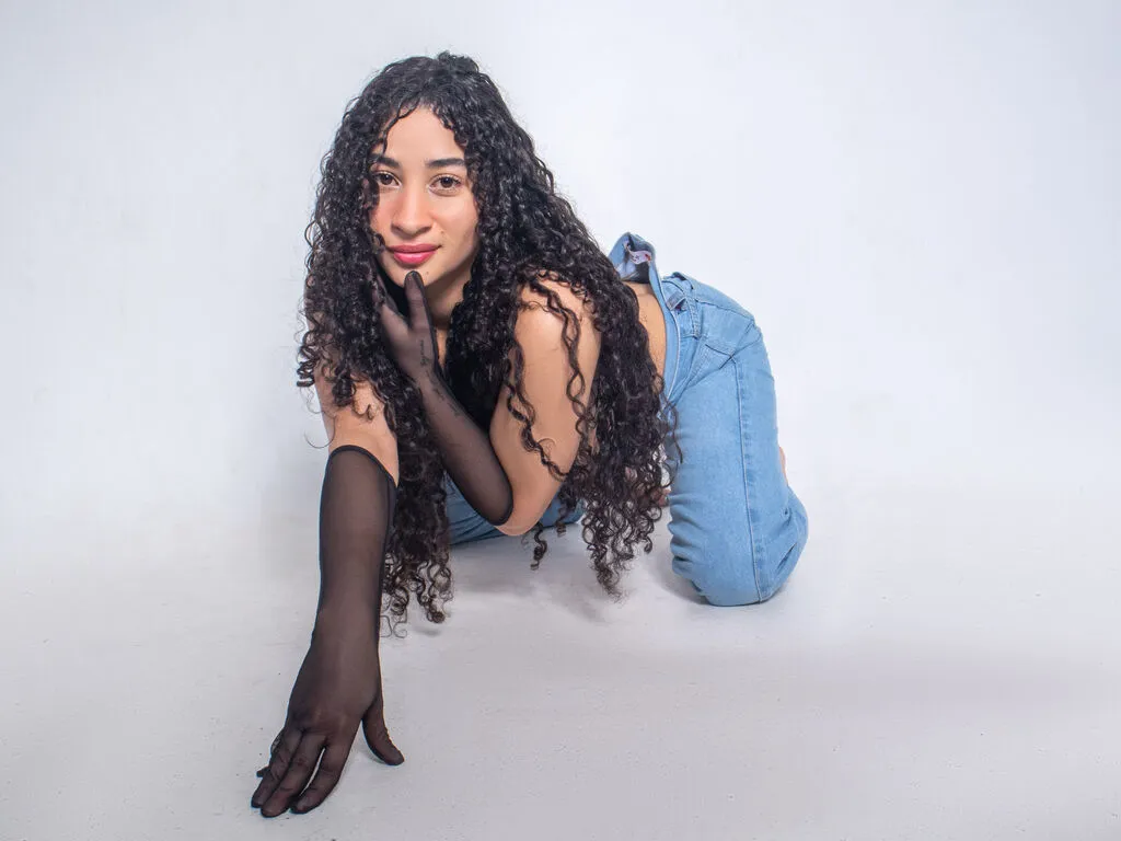MilahLopez's Thumb Image