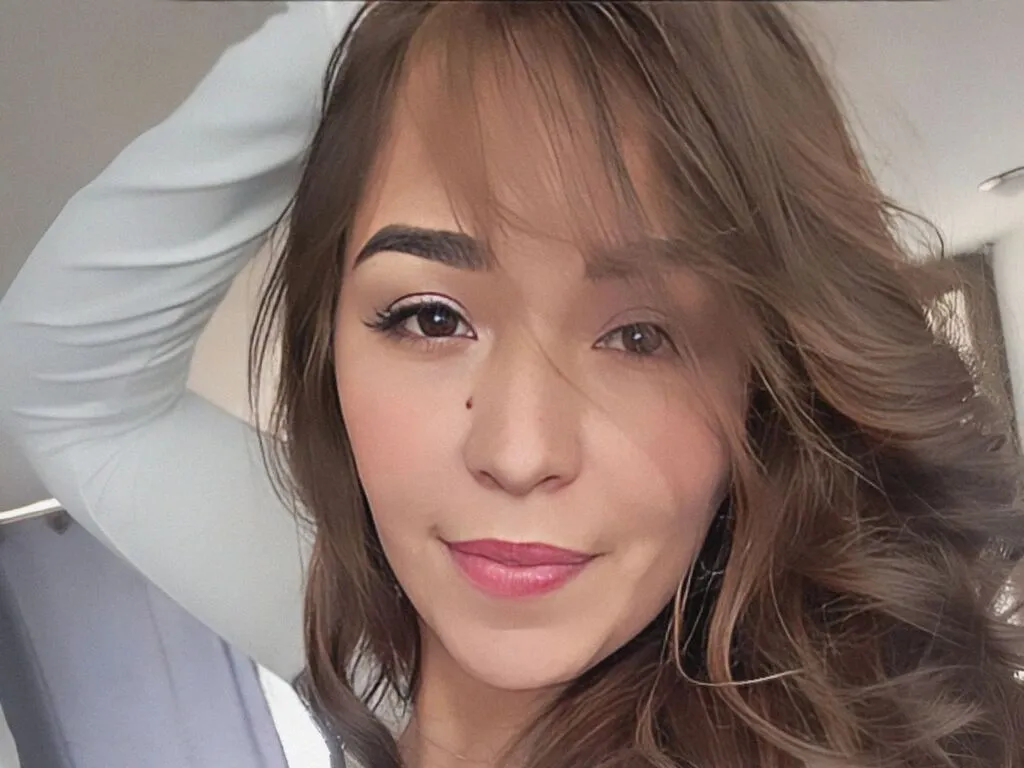 MonserratPalmer – webcam model profile photo