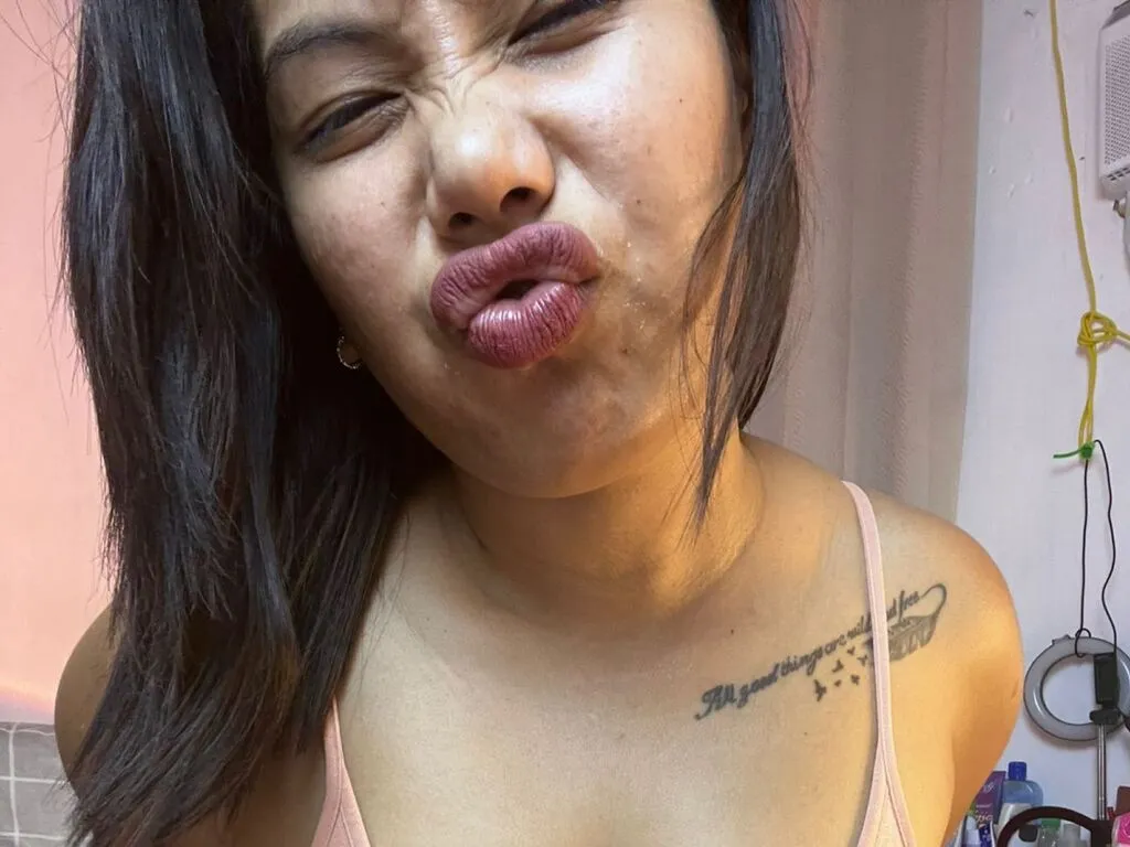 NikkySoliman – webcam model profile photo