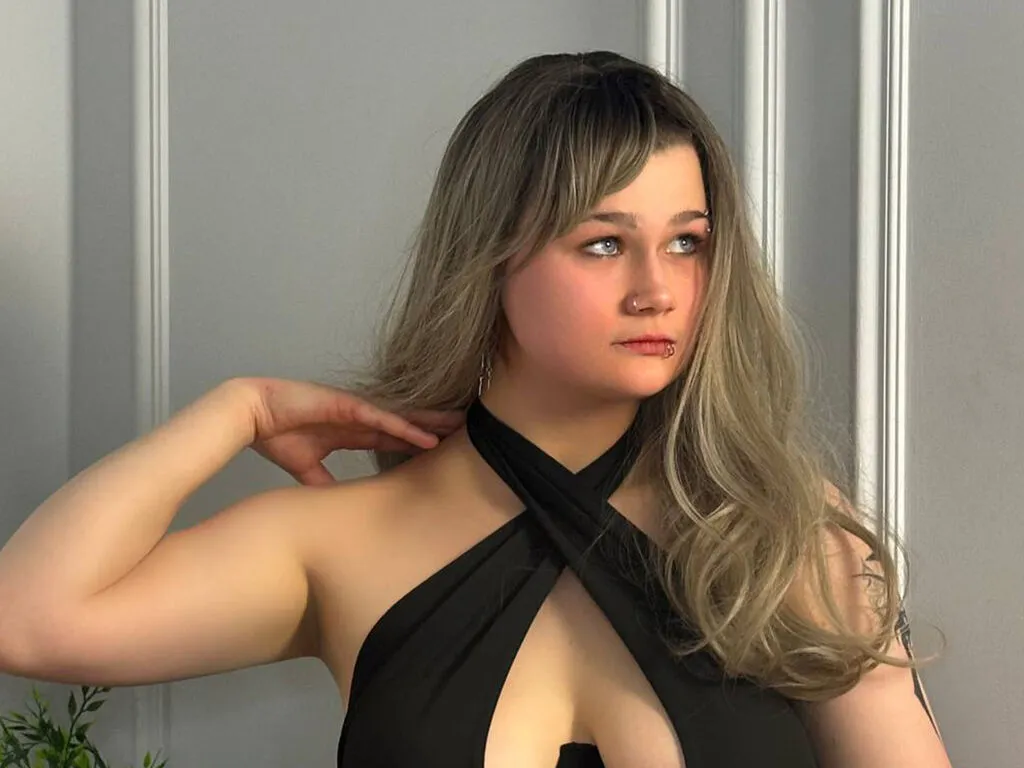 PeachAvalanche's Thumb Image