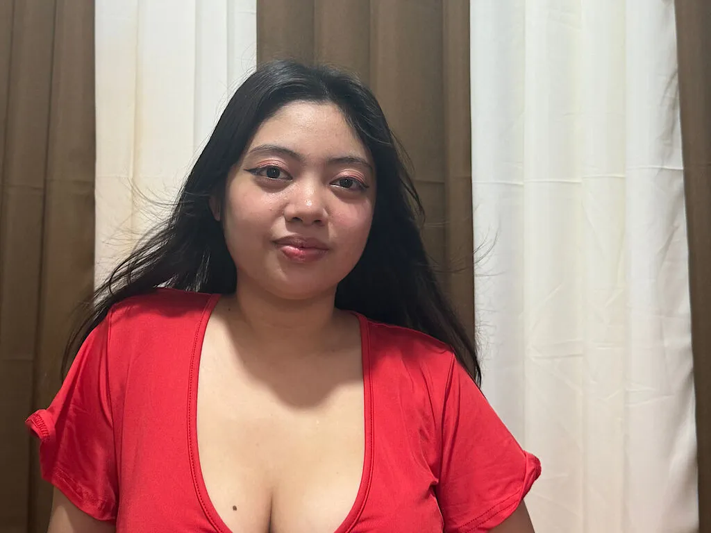RosebelleCruz's Thumb Image