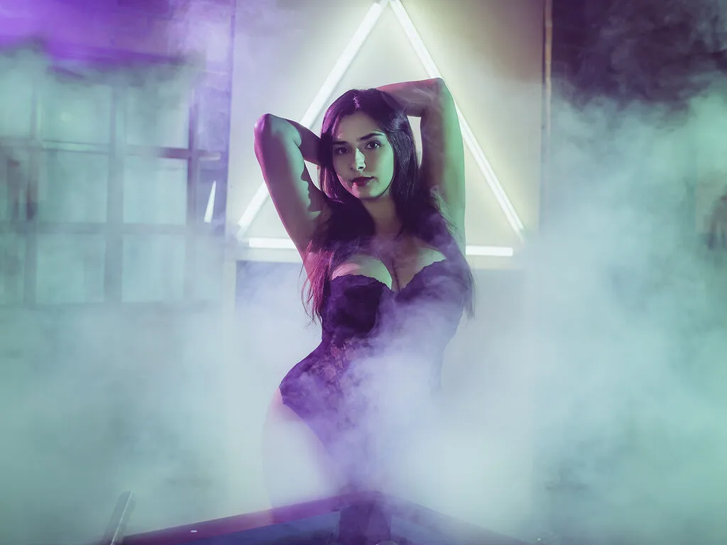 SuzyAmaya's Thumb Image