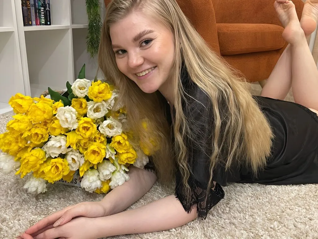 TastyNika – webcam model profile photo