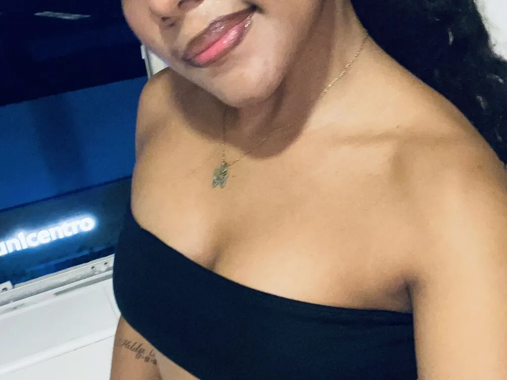 TatianaFiree – webcam model profile photo