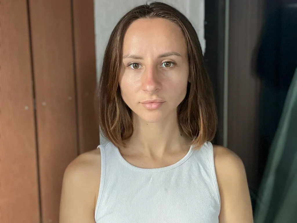 TonjaZucco – webcam model profile photo