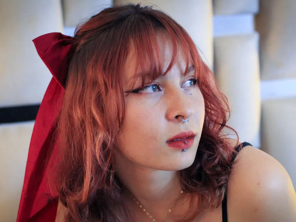 ZaziRose's Thumb Image