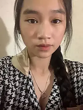 Kenzie – webcam model profile photo Image 3