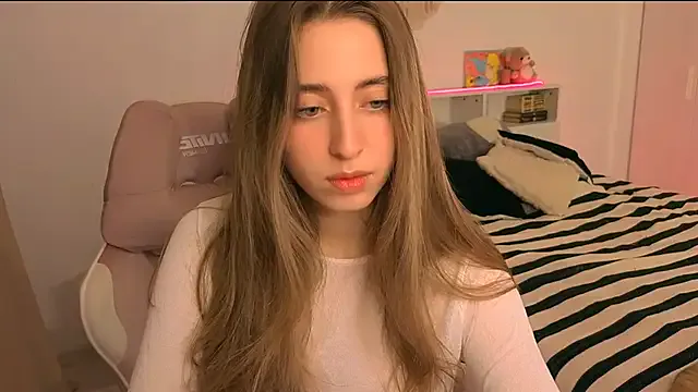 RileyHeaven – webcam model profile photo Image 18
