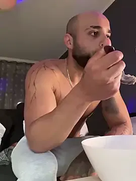1Richrichard1 Image 19