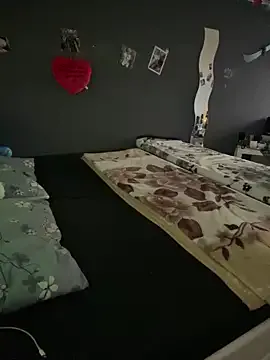 1Richrichard1 Image 2