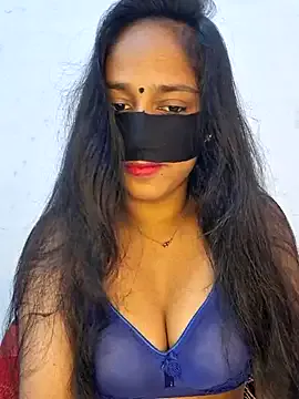 AllegraEssen – webcam model profile photo Image 14