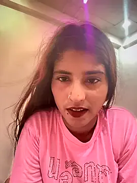 KarinAss – webcam model profile photo Image 4