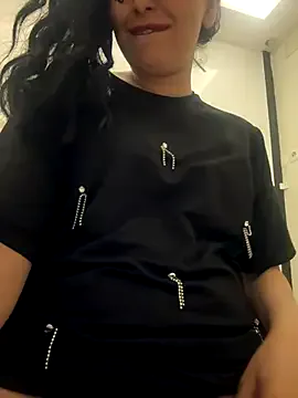 EsmeBrowm – webcam model profile photo Image 8