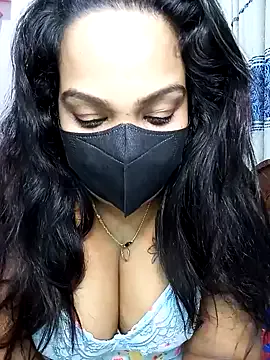 AdrennaLynee – webcam model profile photo Image 10