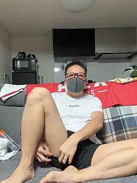 KateGale – webcam model profile photo Image 17