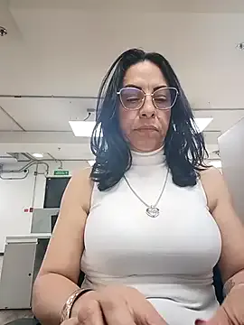 Samantha_official – webcam model profile photo Image 13