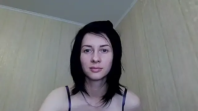 maataaan – webcam model profile photo Image 16