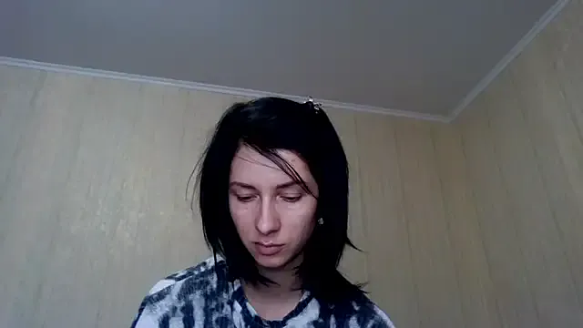 maataaan – webcam model profile photo Image 17