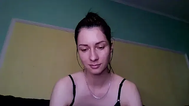 maataaan – webcam model profile photo Image 5