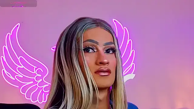 MiraKova – webcam model profile photo Image 19