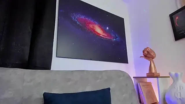 GabyPastori – webcam model profile photo Image 3