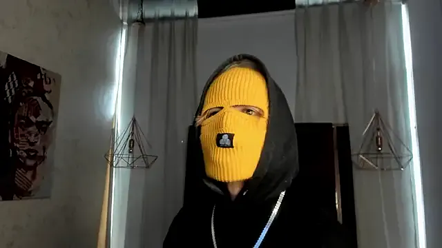 EsmeBrowm – webcam model profile photo Image 19