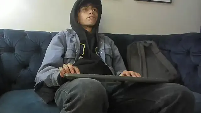 EsmeBrowm – webcam model profile photo Image 3