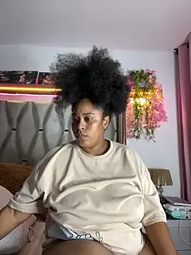 NatashaRaven – webcam model profile photo Image 17
