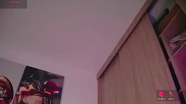 MiraKova – webcam model profile photo Image 19