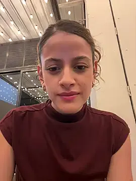 alana15 Image 6