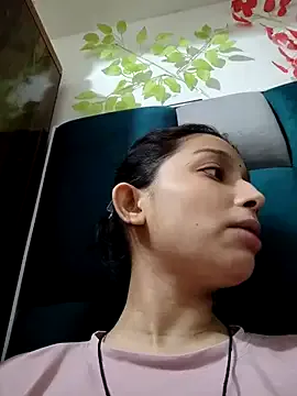 KaliWalker – webcam model profile photo Image 3