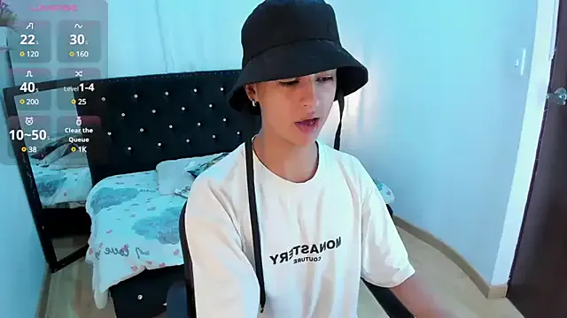 EsmeBrowm – webcam model profile photo Image 10